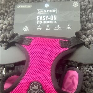 Canada pooch Easy-On Step-In Harness in Pink small.